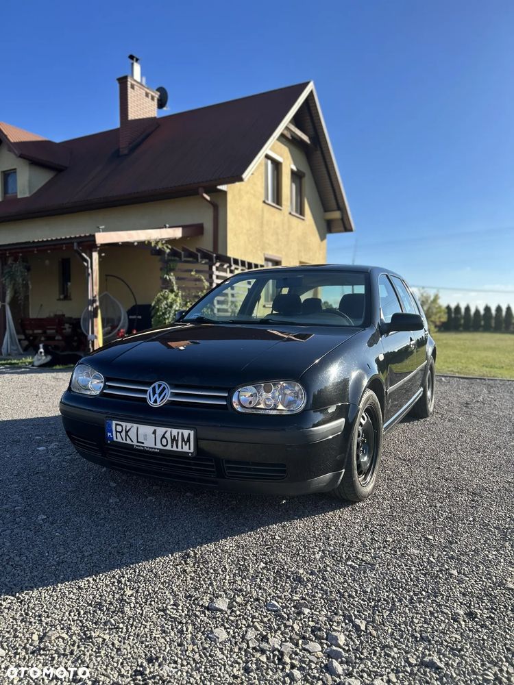 Volkswagen Golf 1.6 - 4