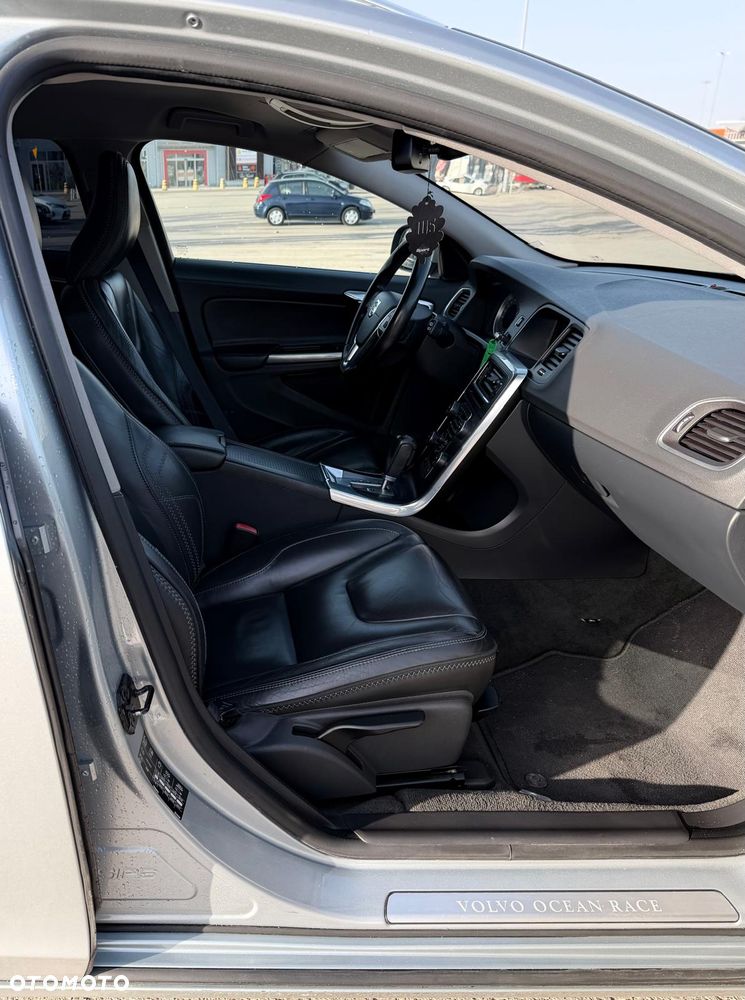 Volvo V60 D4 Geartronic Ocean Race - 10