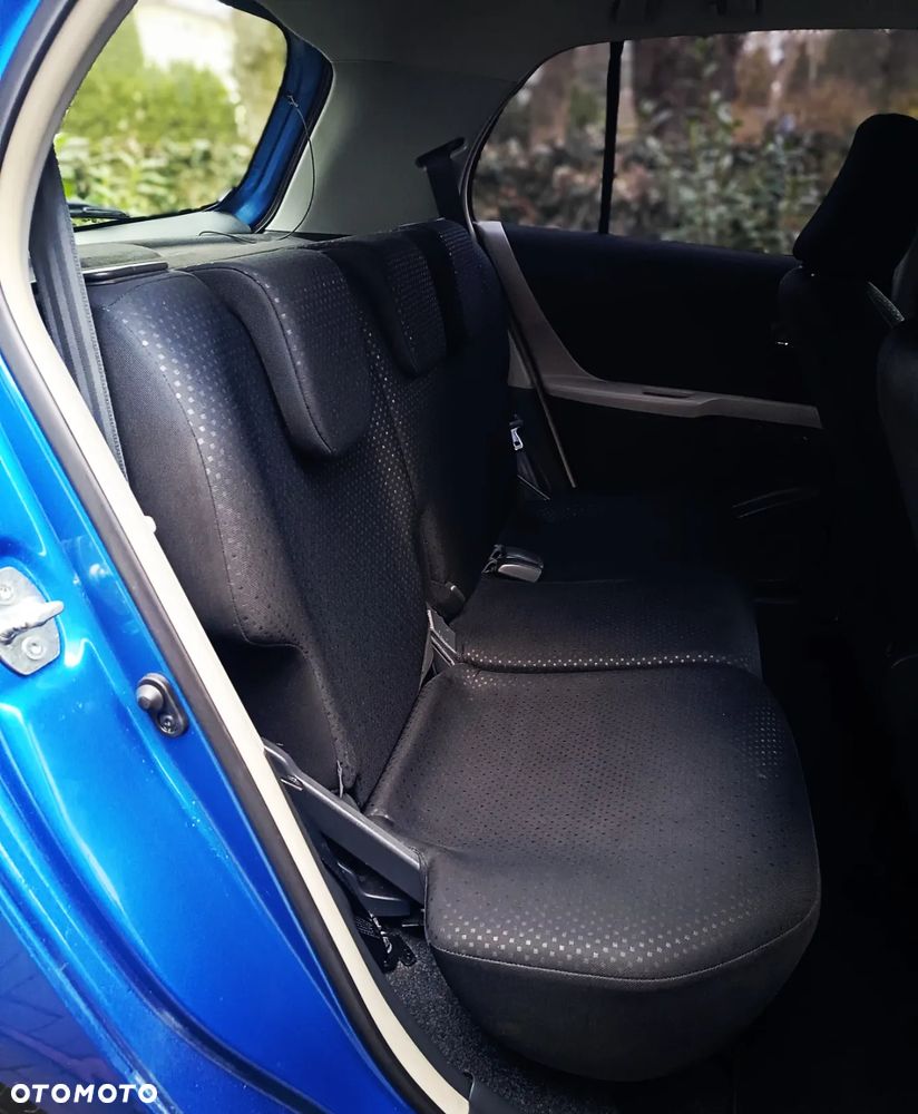 Toyota Yaris 1.33 VVT-i Sol - 24