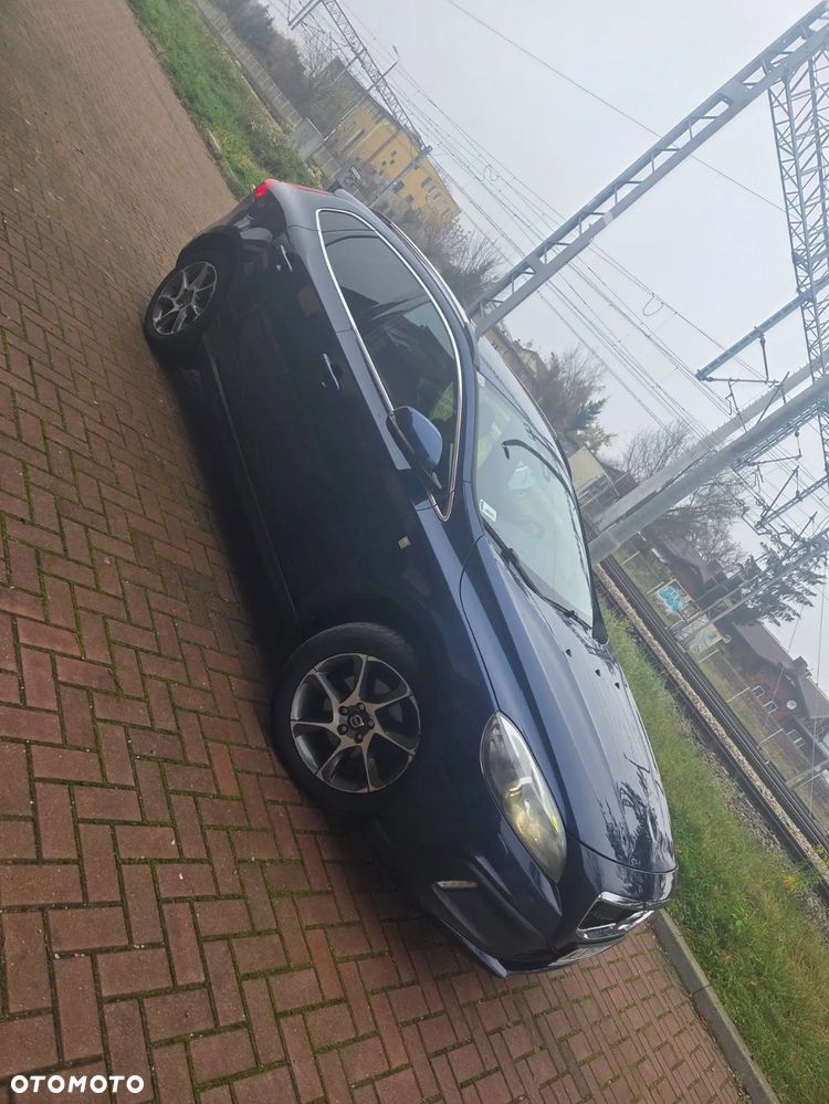 Volvo V40 D2 Ocean Race - 17