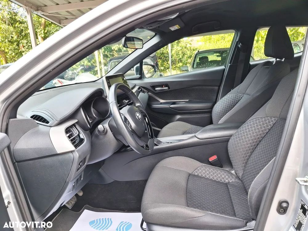Toyota C-HR 1.8 HSD 122 CP 4x2 CVT Core - 8