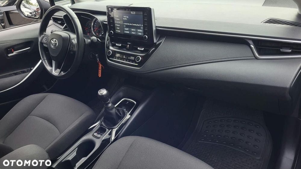 Toyota Corolla 1.5 Comfort - 15