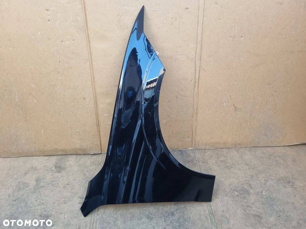 VOLVO XC60 II BŁOTNIK PRAWY PRZÓD - 2