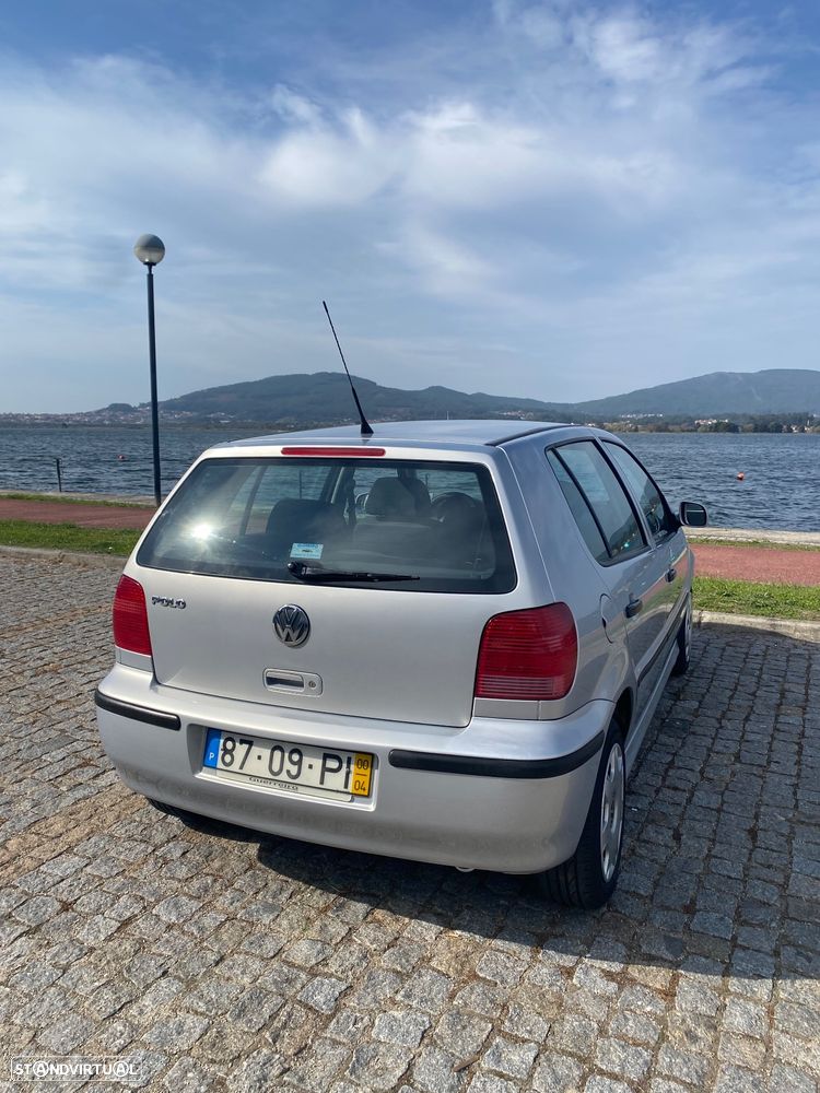 VW Polo - 2