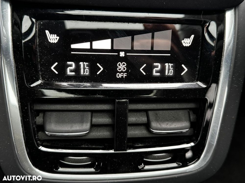 Volvo XC 90 T8 Twin Engine AWD Inscription - 16