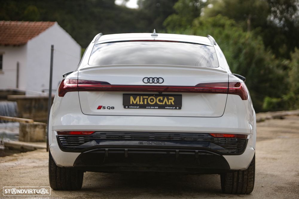 Audi SQ8 Sportback e-tron quattro - 5