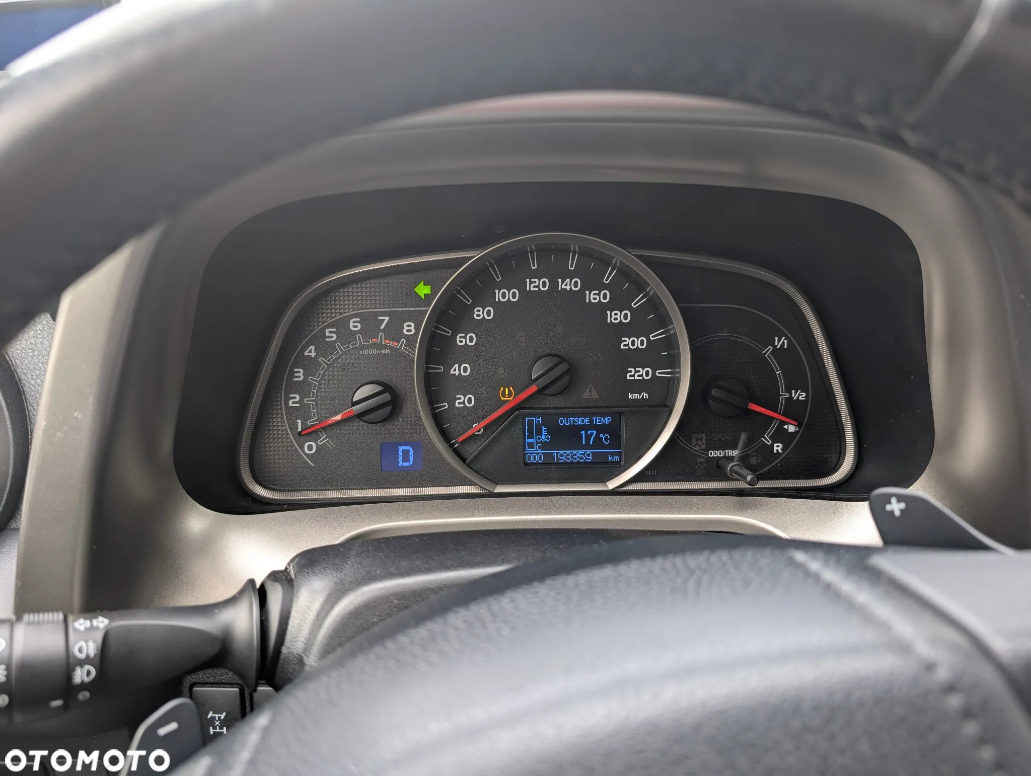 Toyota RAV4 2.0 Premium MS - 17