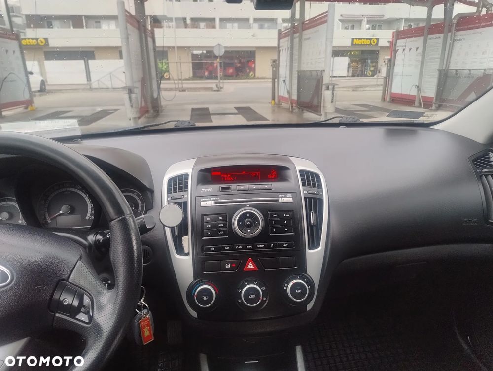Kia Ceed 1.6 Crdi M Euro2012 - 3