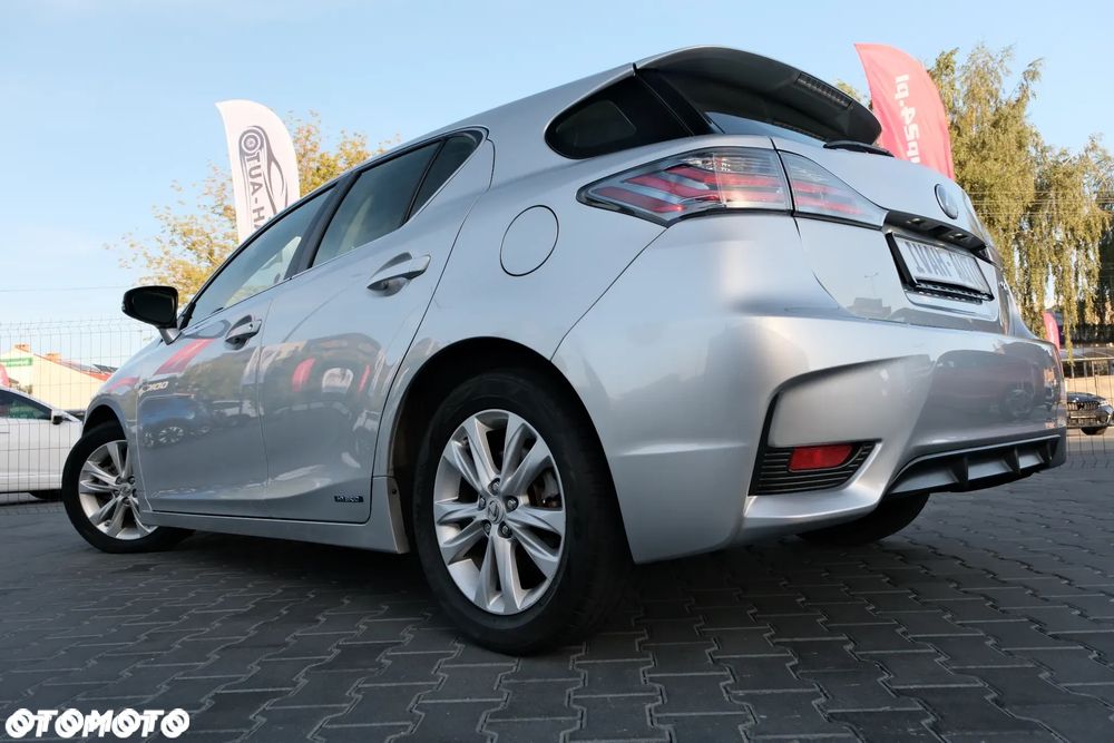 Lexus CT 200h Comfort EU6 - 13