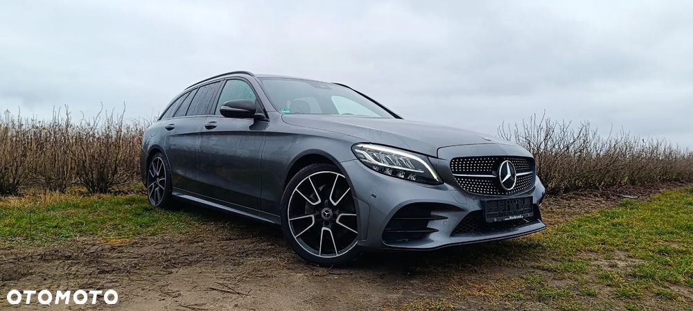 Mercedes-Benz Klasa C 200 9G-TRONIC AMG Line - 2