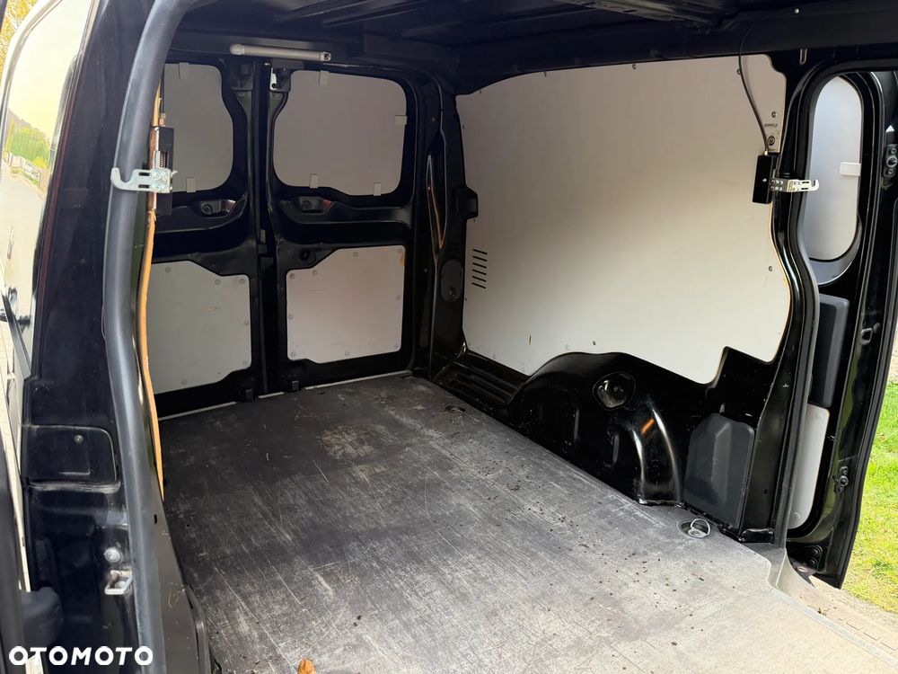 Opel VIVARO DŁUGI LONG - 23