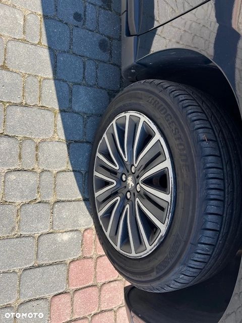 Peugeot 2008 BlueHDi 100 Active - 27