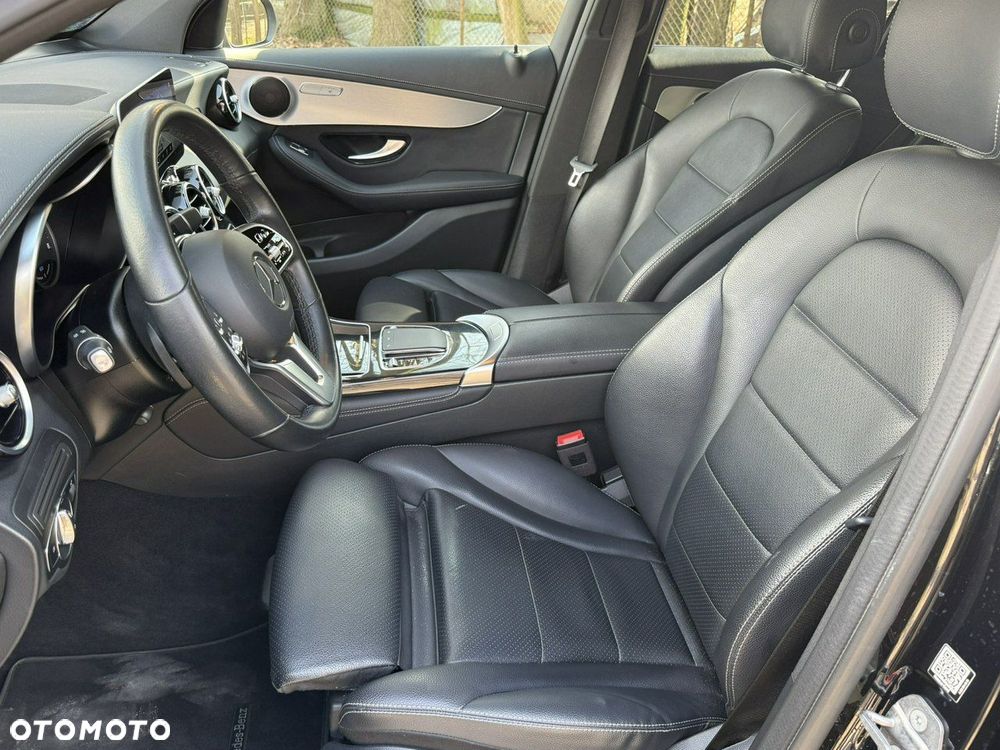 Mercedes-Benz GLC - 25