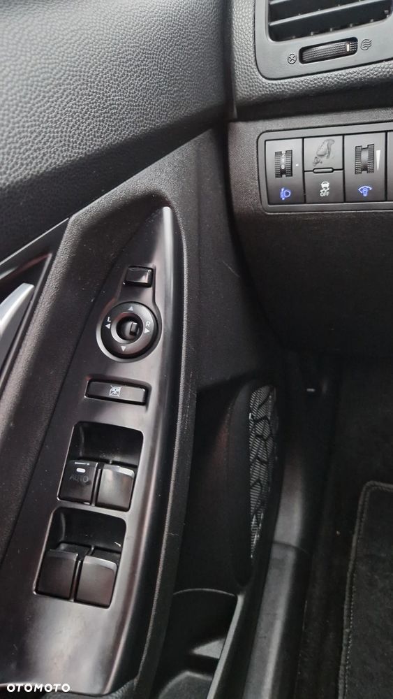 Hyundai ix20 1.4 blue Comfort - 13