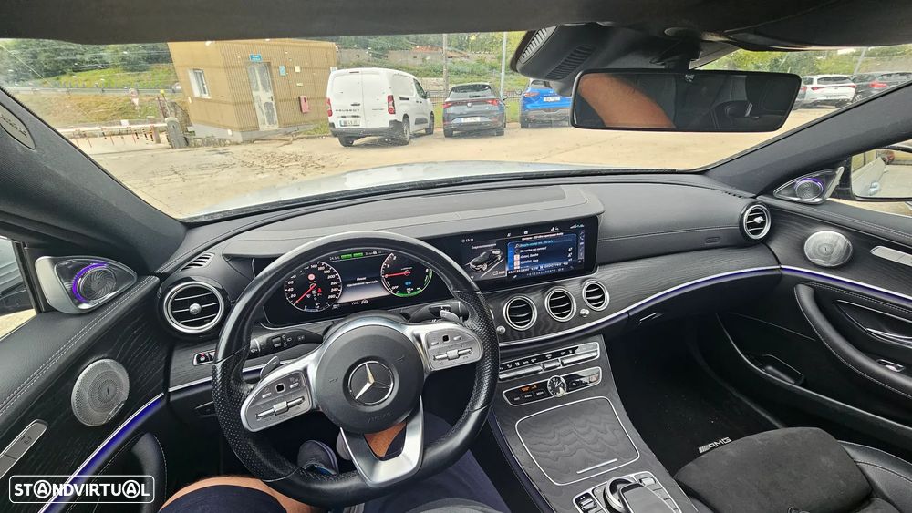 Mercedes-Benz E 300 de AMG Line - 11