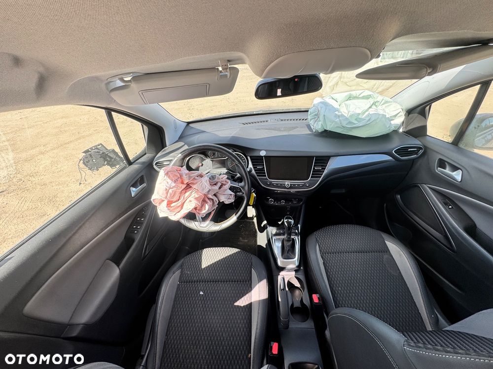 Opel Crossland - 14