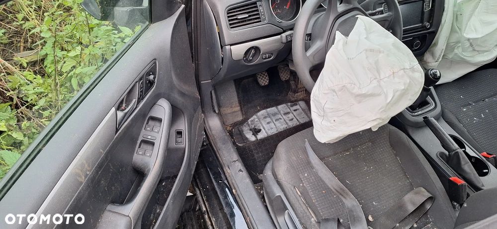 Volkswagen Jetta 2.0 TDI DPF BMT Trendline - 9