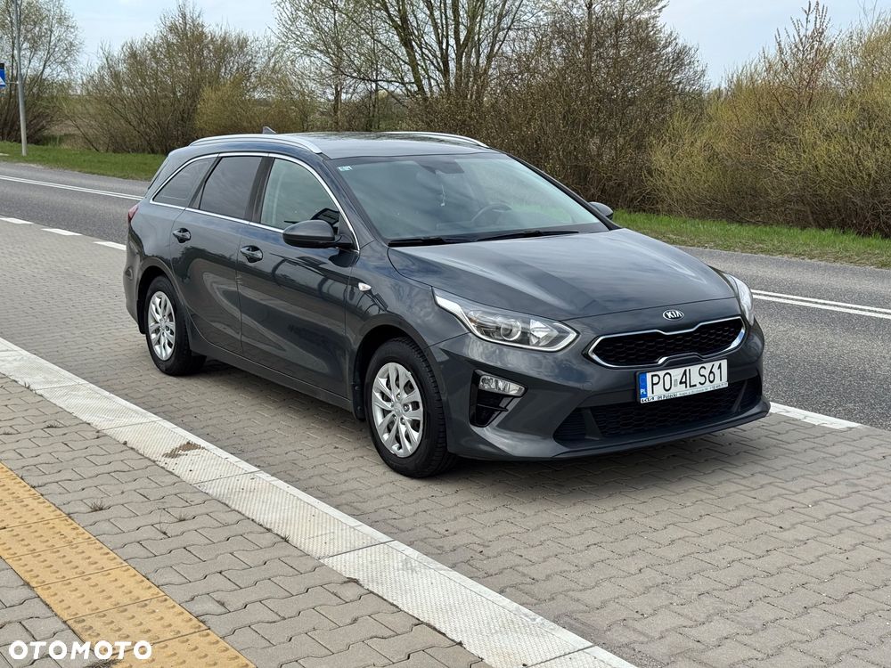 Kia Ceed - 1