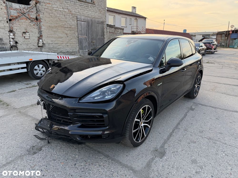 Porsche Cayenne E-Hybrid Tiptronic S Platinum Edition - 40