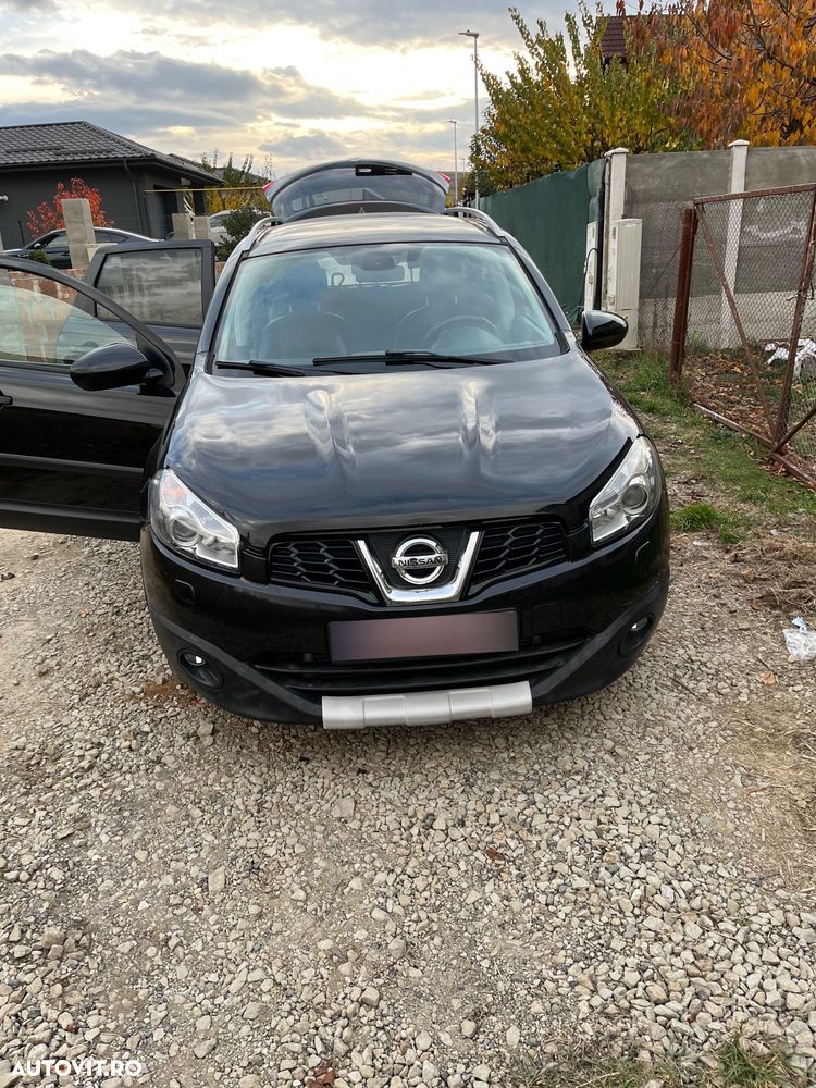 Nissan Qashqai+2 2.0 dCi DPF 4x4 tekna - 1