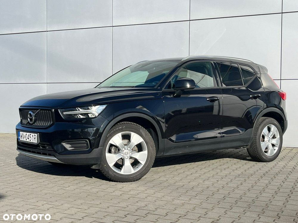 Volvo XC 40 T3 Momentum Pro - 2