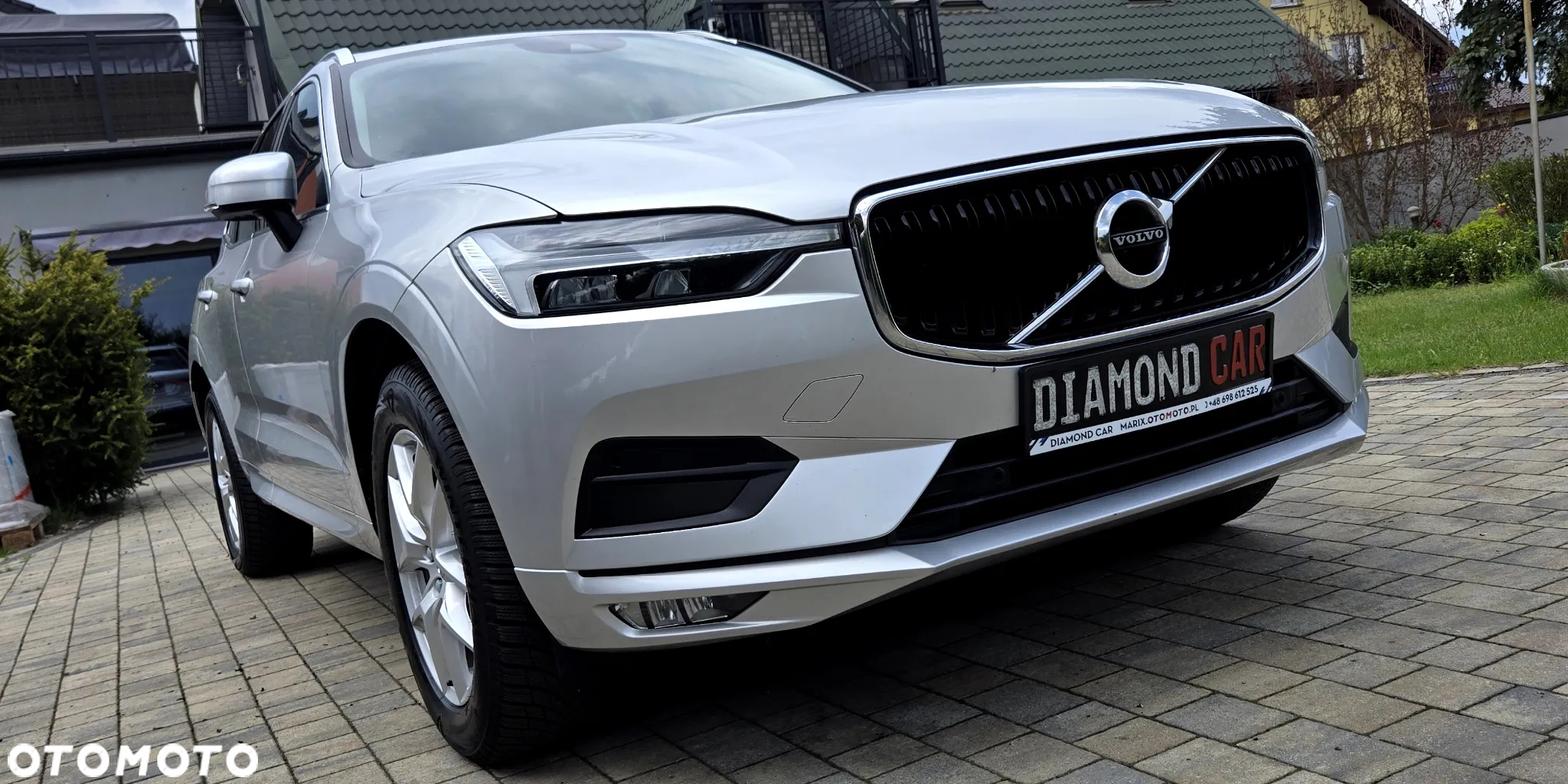 Volvo XC 60 B4 D Plus Dark - 5