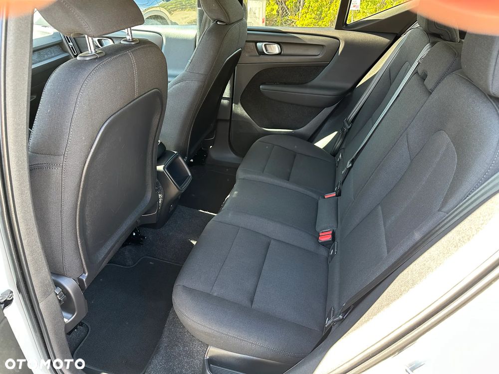 Volvo XC 40 - 23
