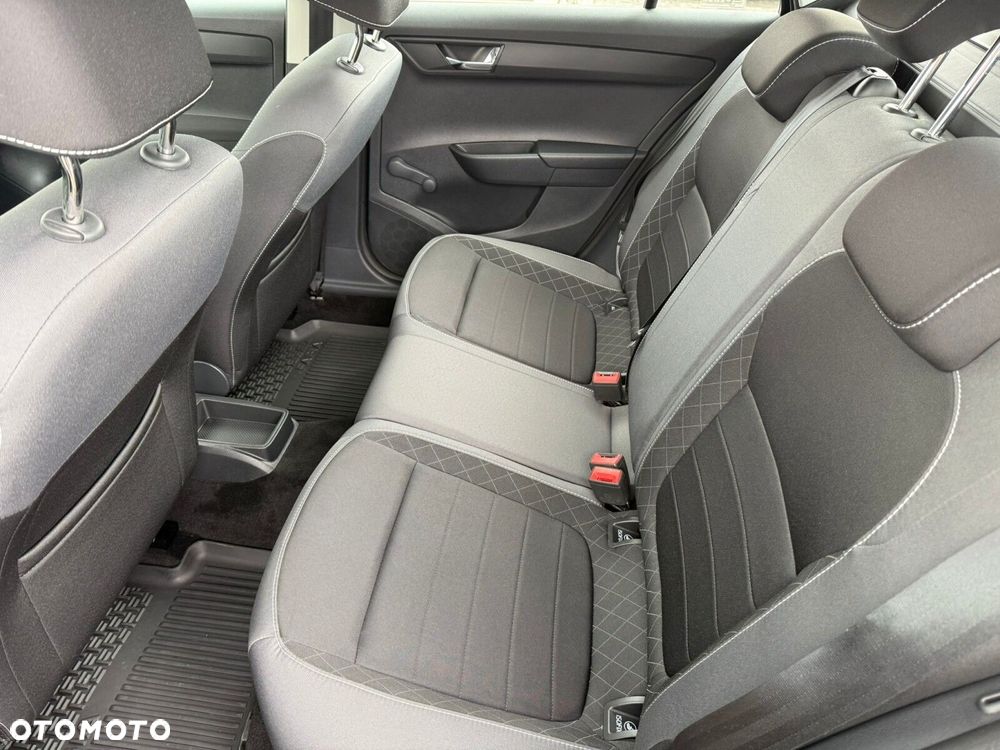Skoda Fabia 1.0 Ambition - 25