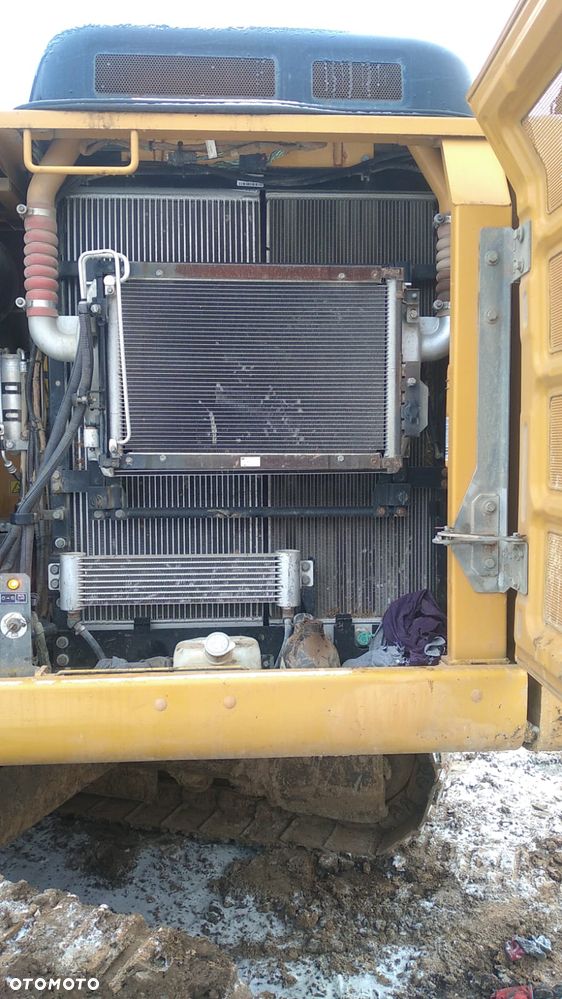 Caterpillar 323F - 9