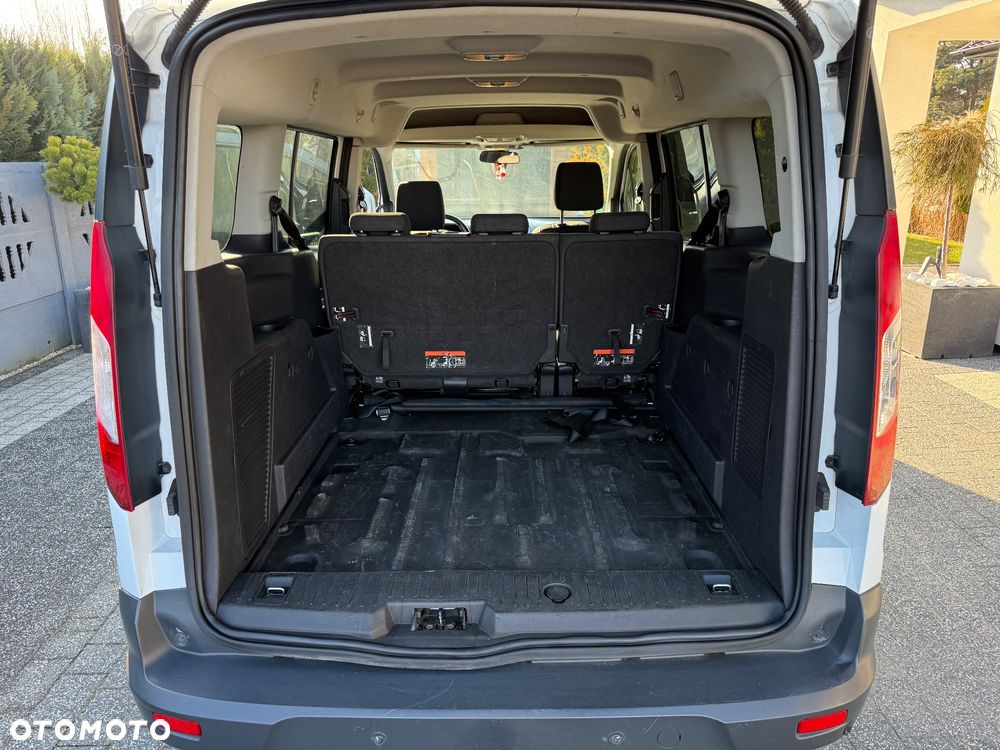 Ford Transit Connect - 13