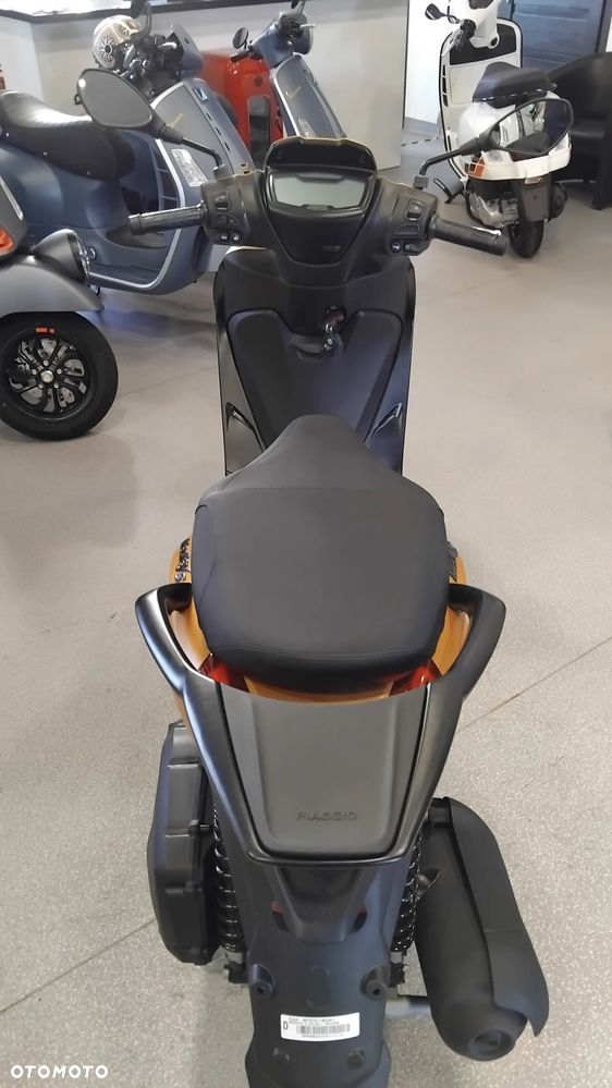 Piaggio Medley - 4