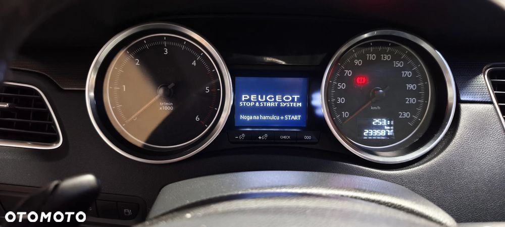 Peugeot 508 2.0 BlueHDi Allure S&S - 11