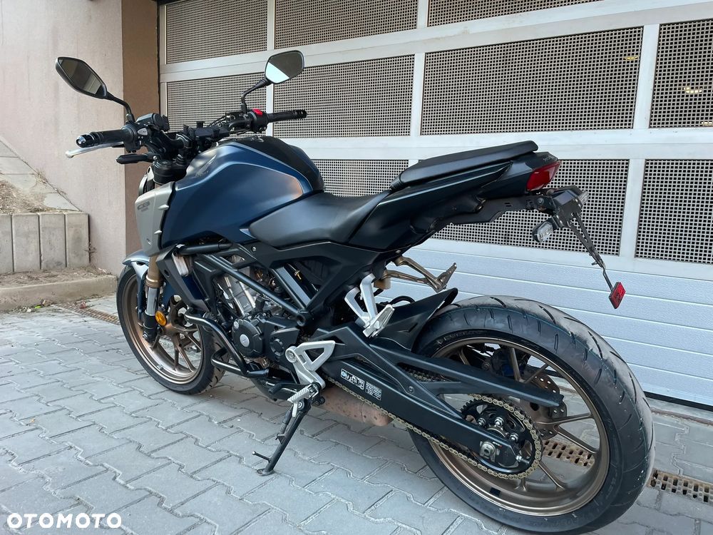 Honda CB - 4