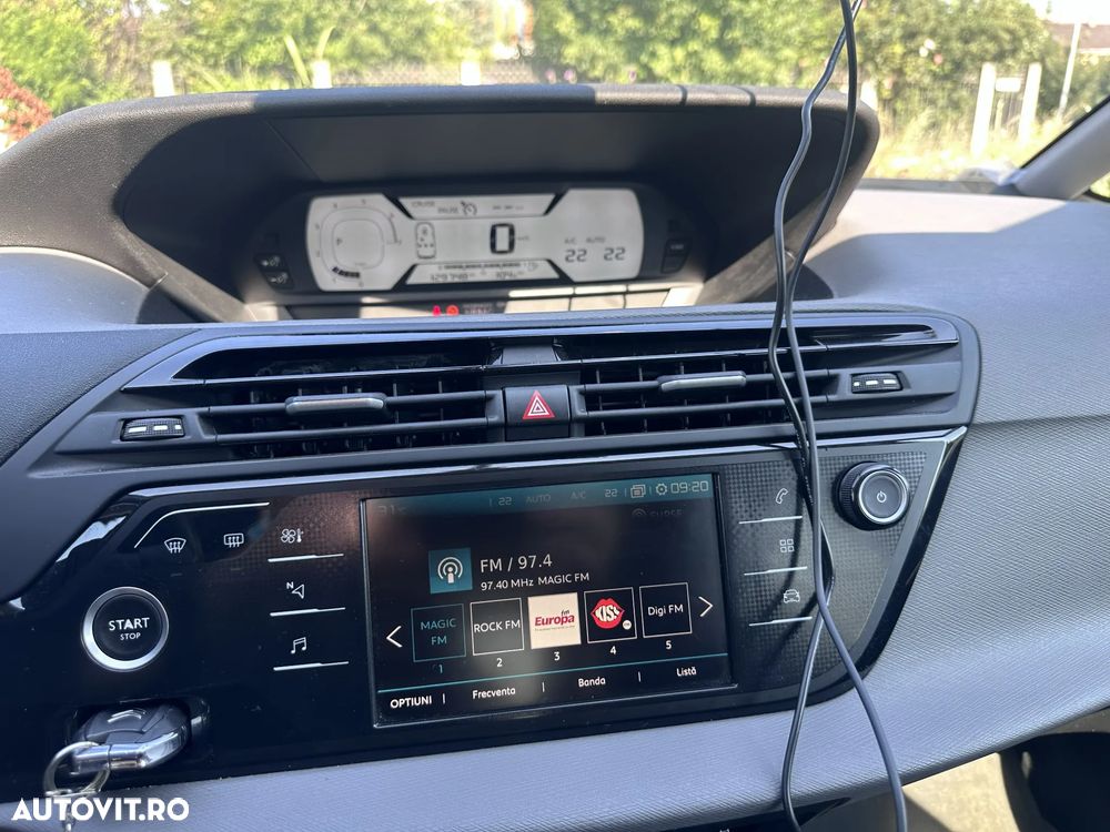 Citroën C4 Space Tourer PureTech 130 Stop&Start EAT8 SELECTION - 8