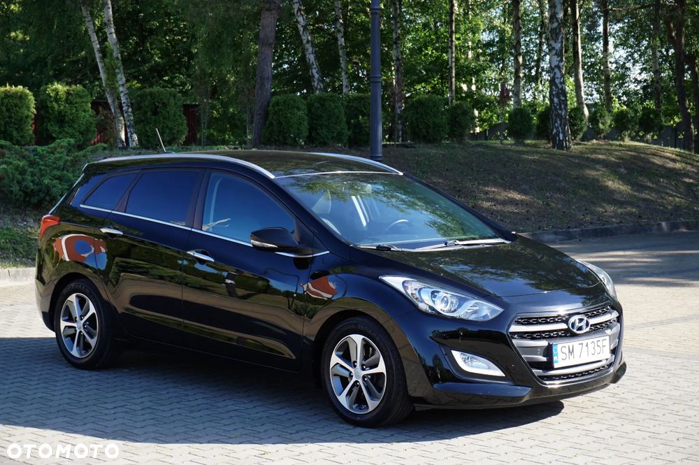 Hyundai i30 blue 1.6 GDI YES Gold - 6