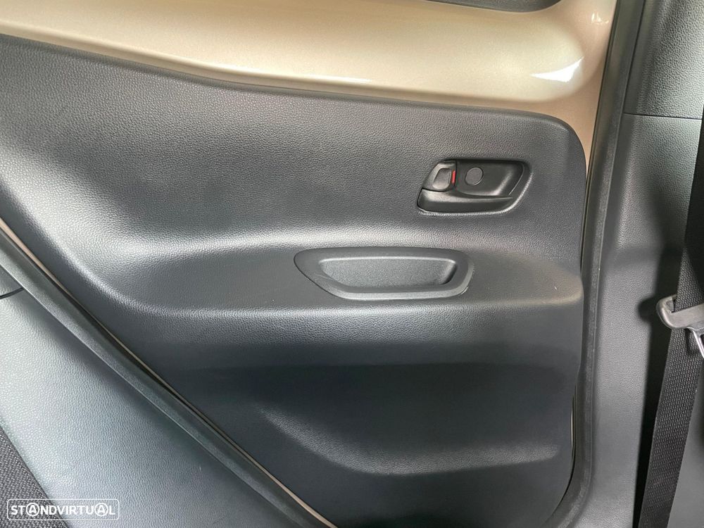 Toyota Aygo X 1.0 Pulse CVT - 12