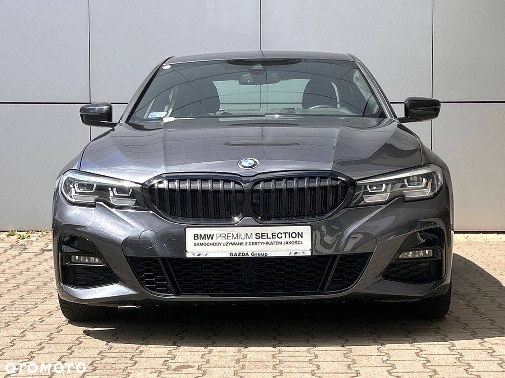 BMW Seria 3 330i xDrive M Sport sport - 4