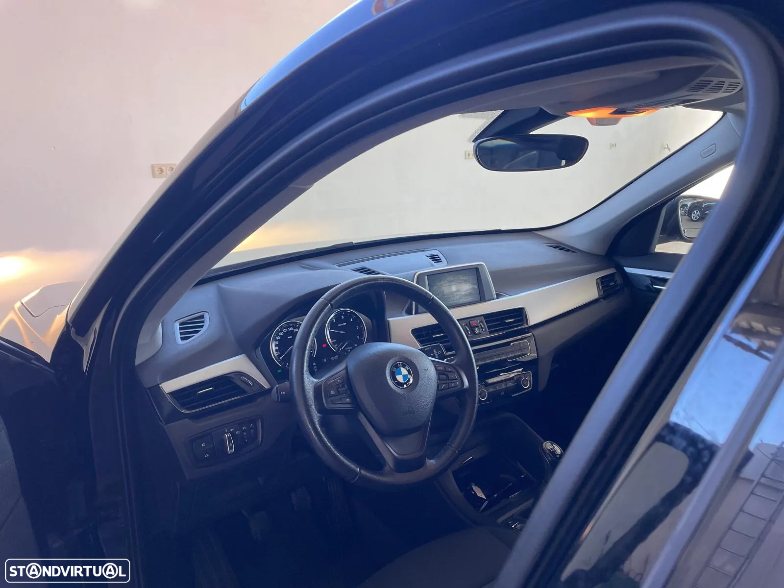 BMW X1 16 d sDrive Advantage - 10