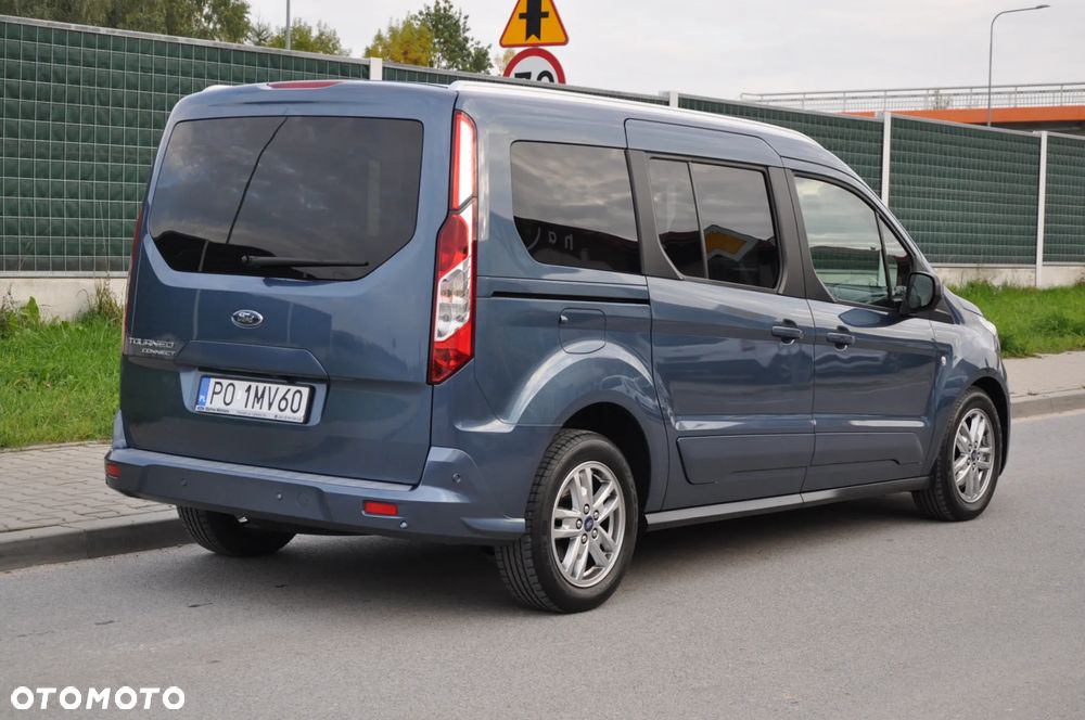 Ford Tourneo Connect Grand - 5