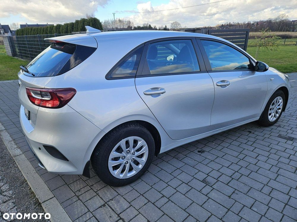 Kia Ceed - 4