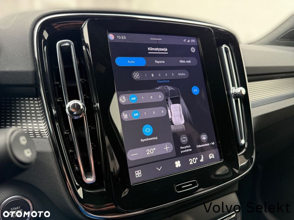 Volvo XC 40 - 22