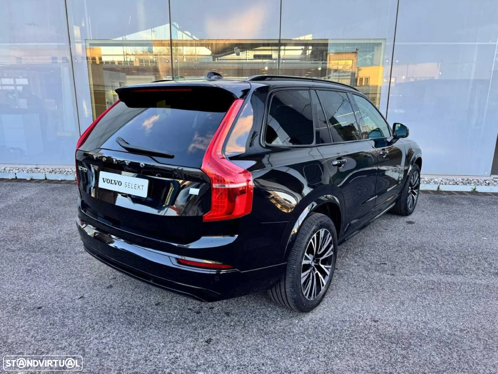 Volvo XC 90 2.0 T8 PHEV Plus Dark AWD - 19