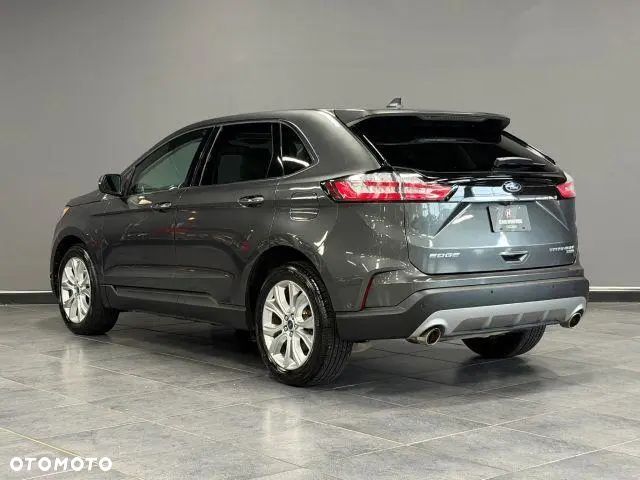 Ford Edge - 5