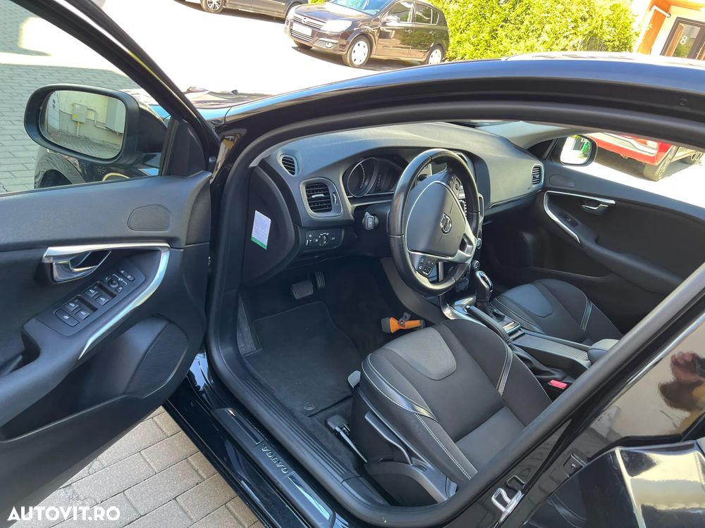 Volvo V40 D2 Geartronic Momentum - 12