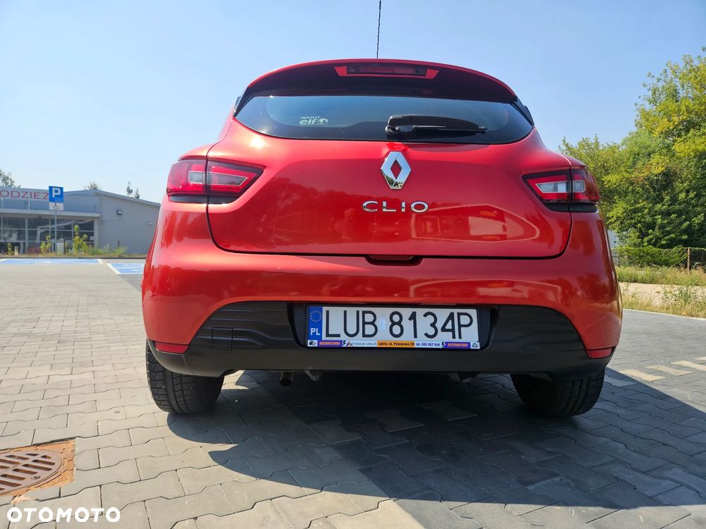 Renault Clio 1.2 16V Expression - 8