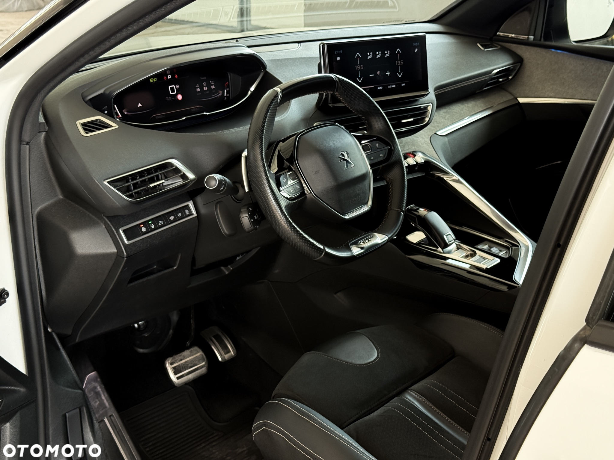 Peugeot 5008 1.6 PureTech GT S&S EAT8 - 10