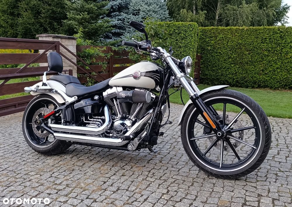 Harley-Davidson FXSB Breakout - 3