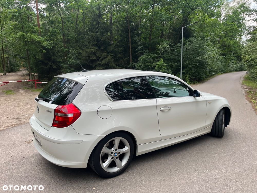BMW Seria 1 118d DPF Edition Sport - 2
