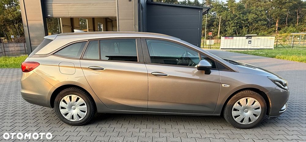 Opel Astra 1.6 CDTI Enjoy - 4