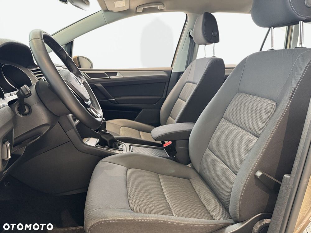 Volkswagen Golf Sportsvan - 10